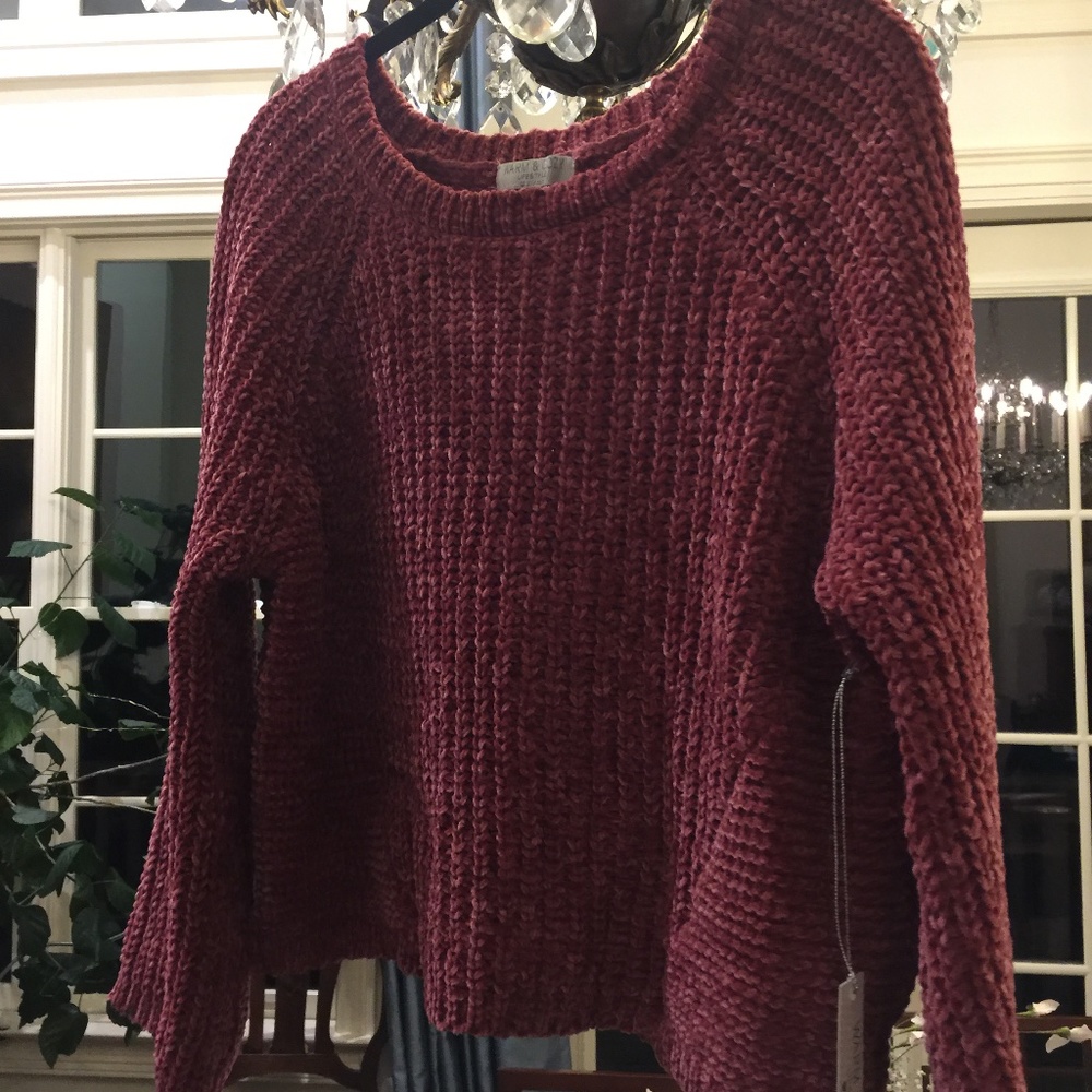 Super Soft chunky sweater! NWT
